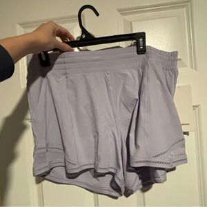 Hotty Hot HR Short 4” *Lace trim